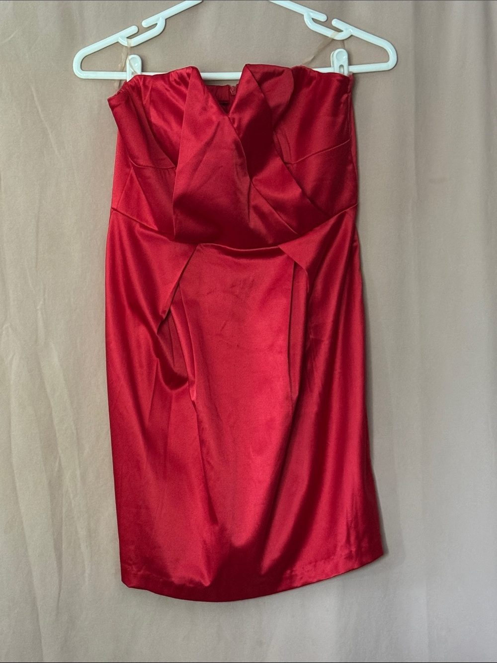 Mystic Strapless Satin Dress in Red